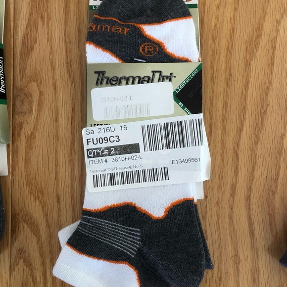 LOT OF 7 PAIRS MEN’S SIZE LRG TERRAMAR THERMA-DRI ATHLETIC / HIKING SOCKS - Picture 10 of 12